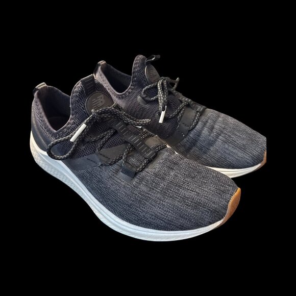 New Balance sneakers running shoes black women’s size 7 like new - Picture 4 of 11